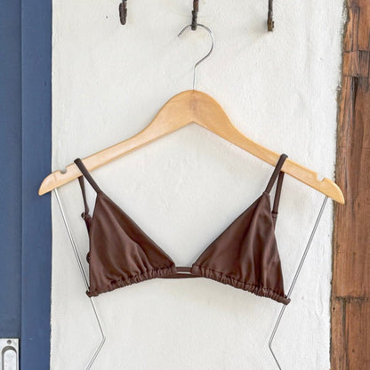 Top Biquini Cortininha Marrom