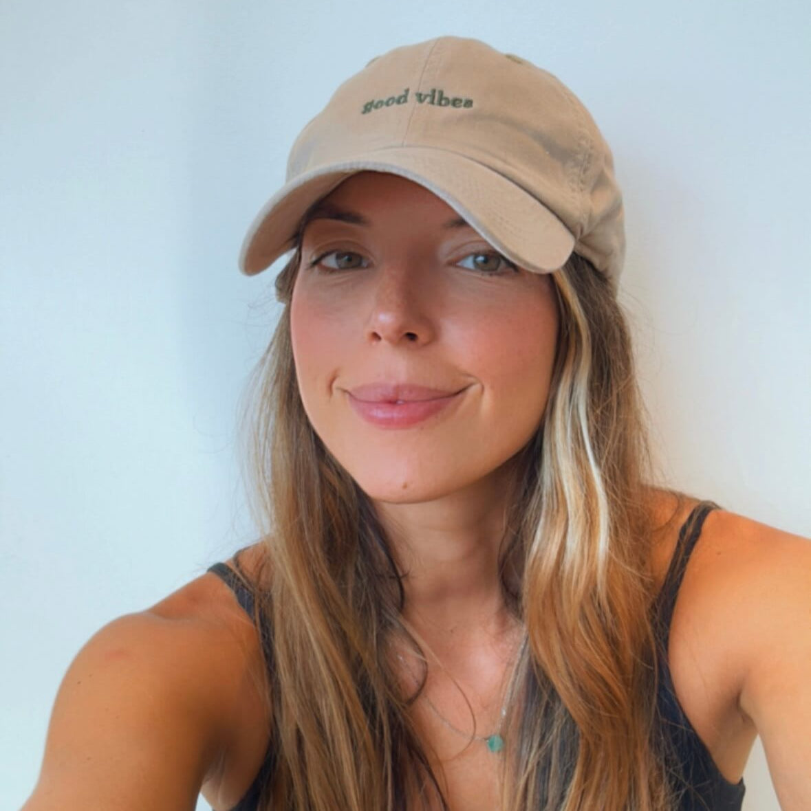 Boné Good Vibes Areia