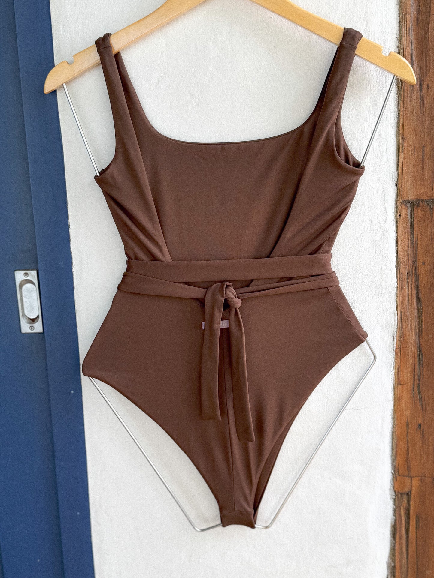 Maiô Essential Fita Marrom