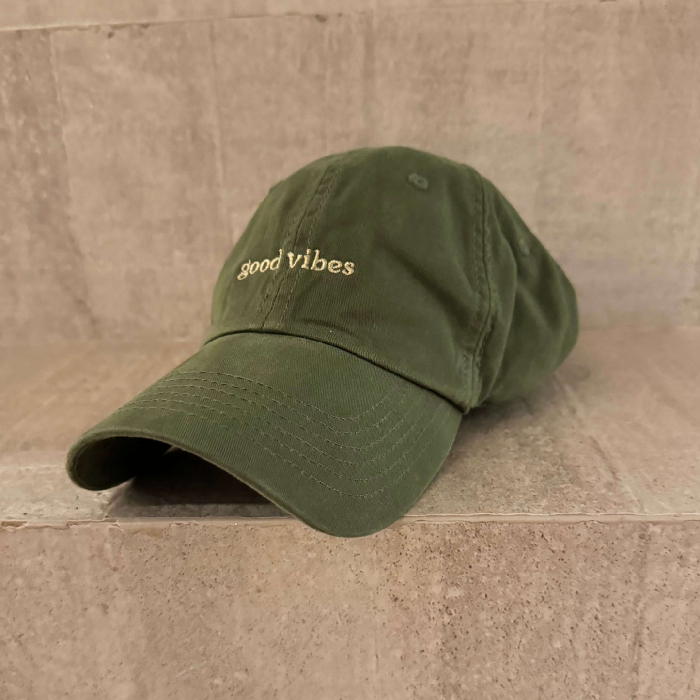 Boné Good Vibes Areia